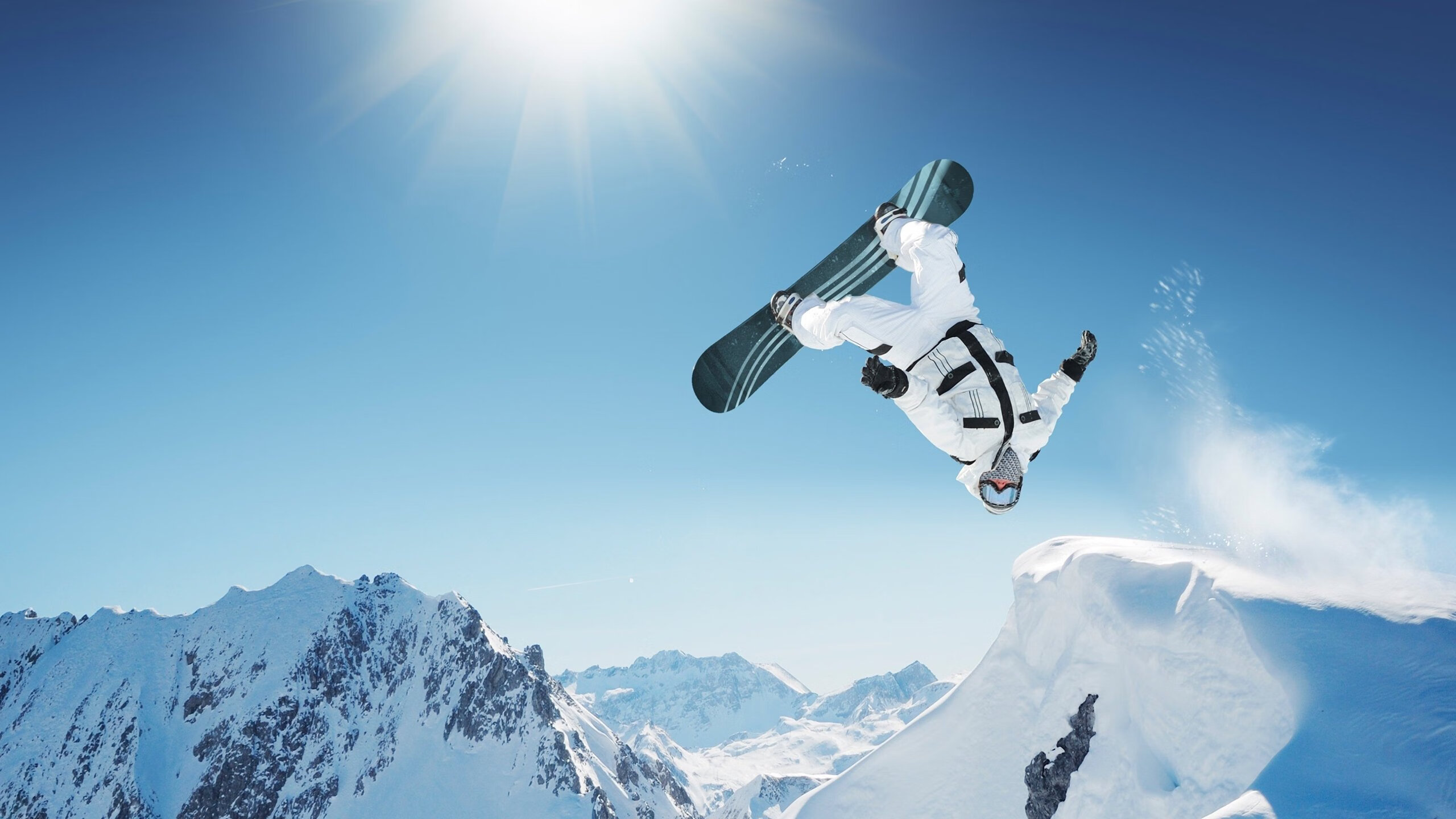 2026世界杯预选赛激战正酣，传统豪强稳扎稳打，新兴势力异军突起