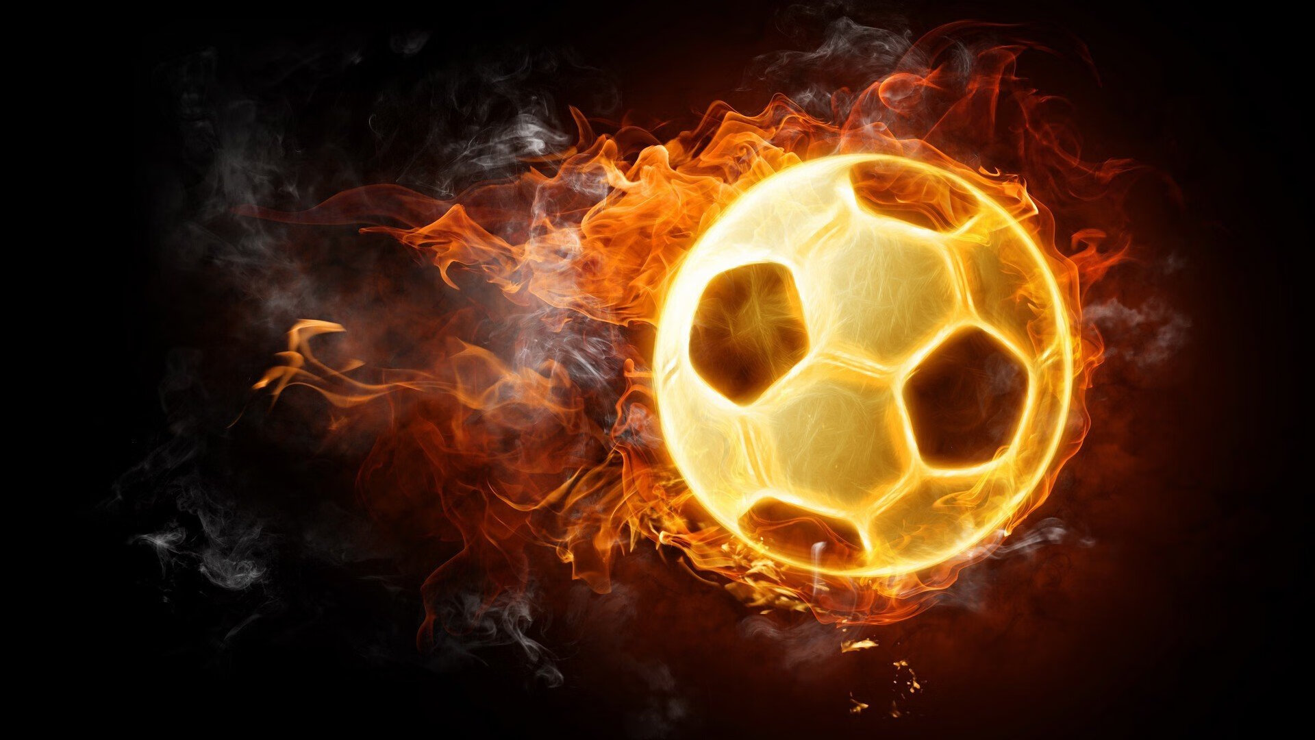 欧冠决赛巅峰对决，皇家马德里3-1力克利物浦，本泽马梅开二度锁定胜局